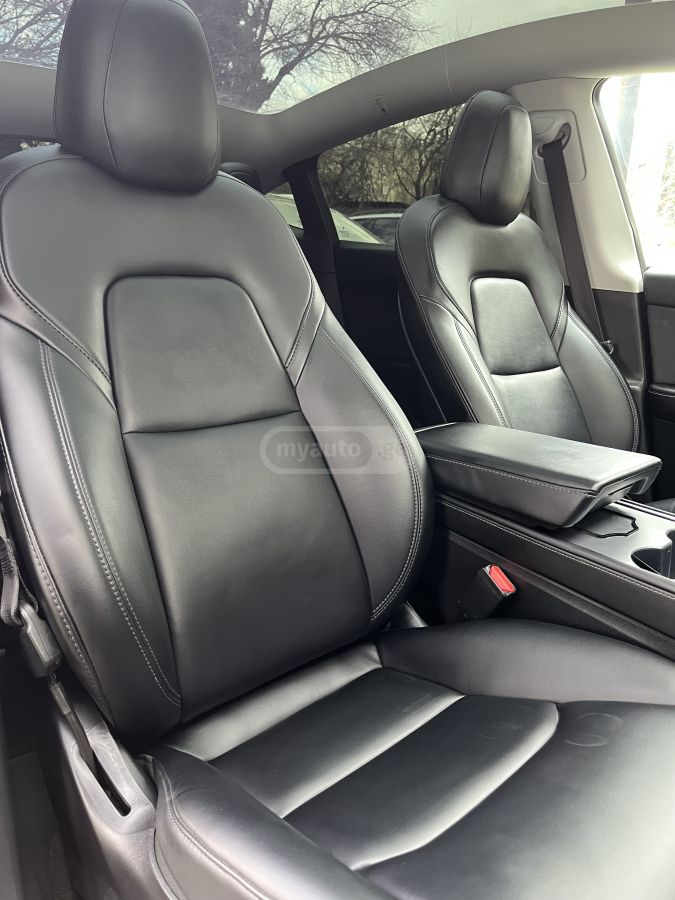 Tesla Model Y - фото 4