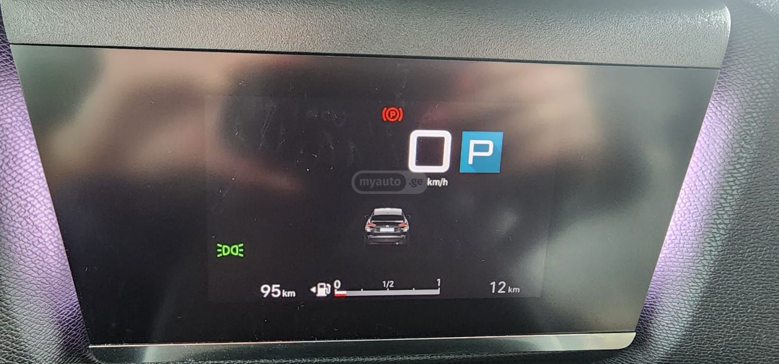 Citroen C4 - фото 11