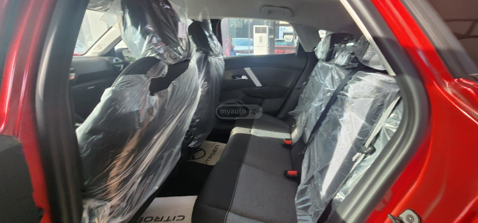 Citroen C4 - фото 8