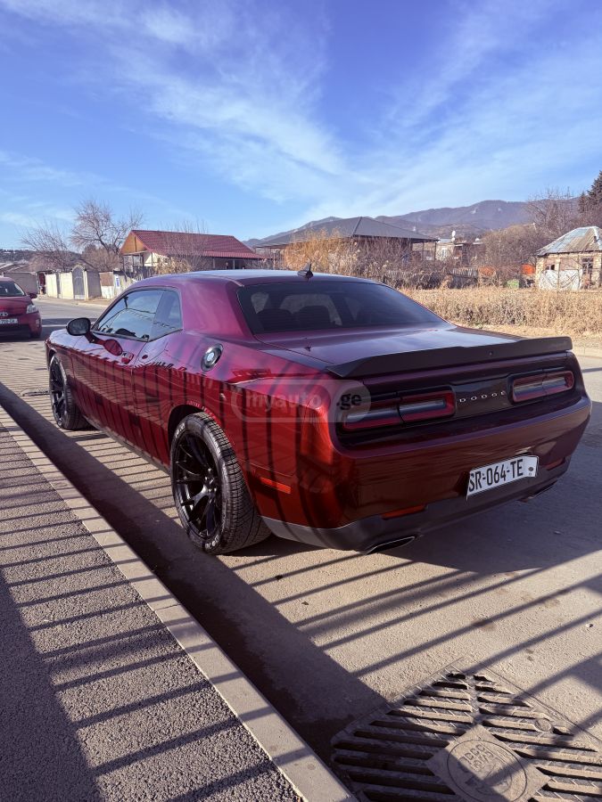 Dodge Challenger - фото 5