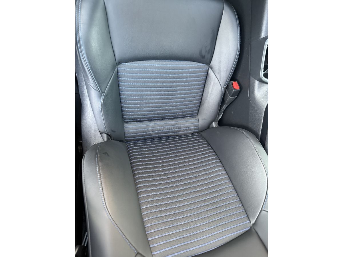 Toyota RAV 4 - фото 6