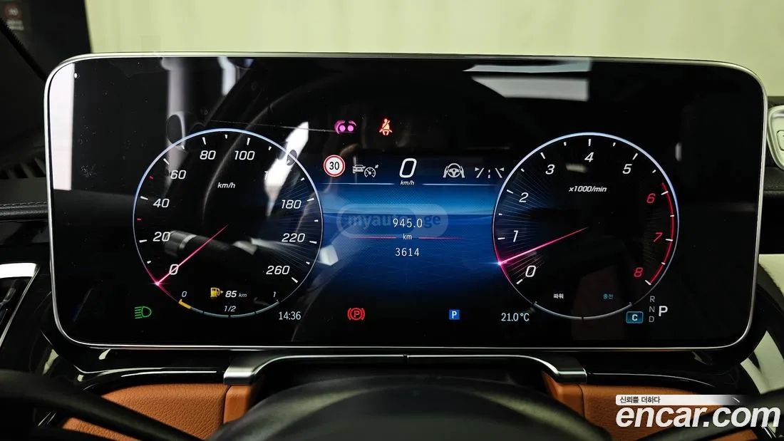 Mercedes-Benz 600 2026 — миниатюра 8