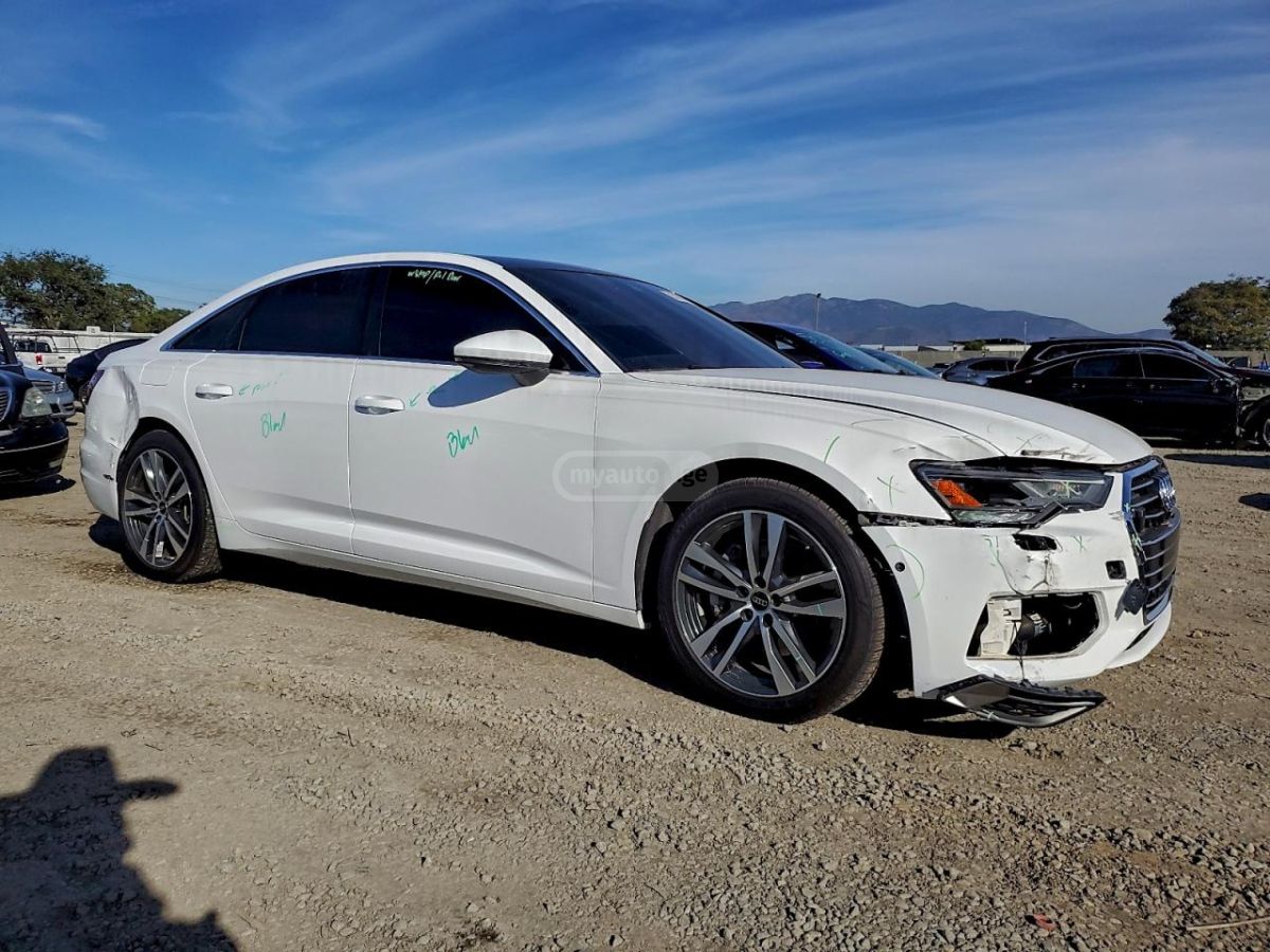 Audi A6 - фото 2