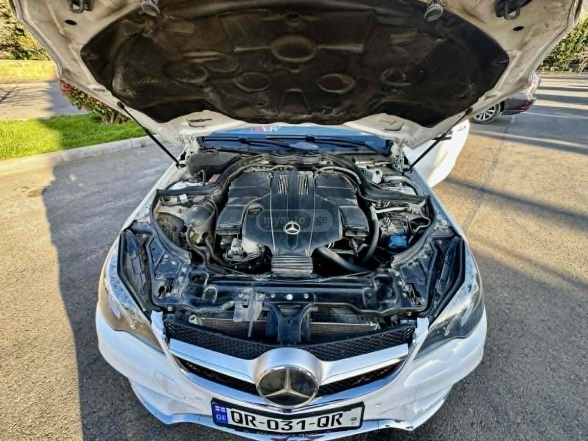 Mercedes-Benz E 400 - фото 5