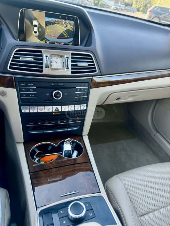 Mercedes-Benz E 400 - фото 7