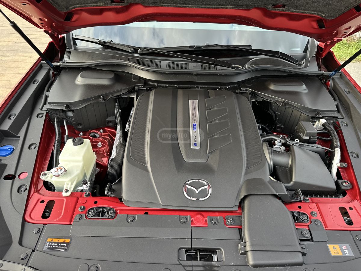 Mazda Plugin Hybrid — миниатюра 11