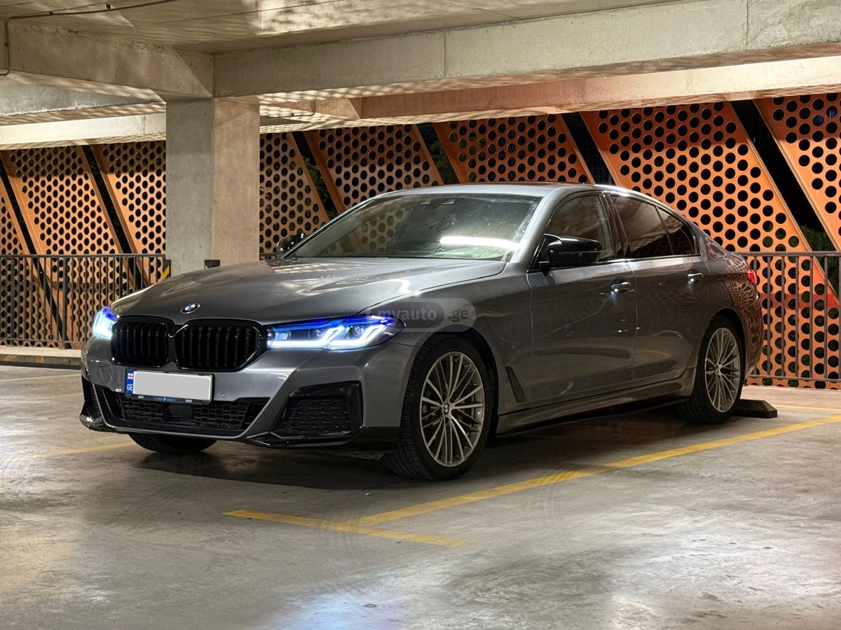 BMW M5 Competition — миниатюра 1