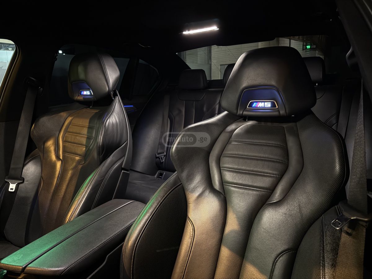 BMW M5 Competition — миниатюра 15