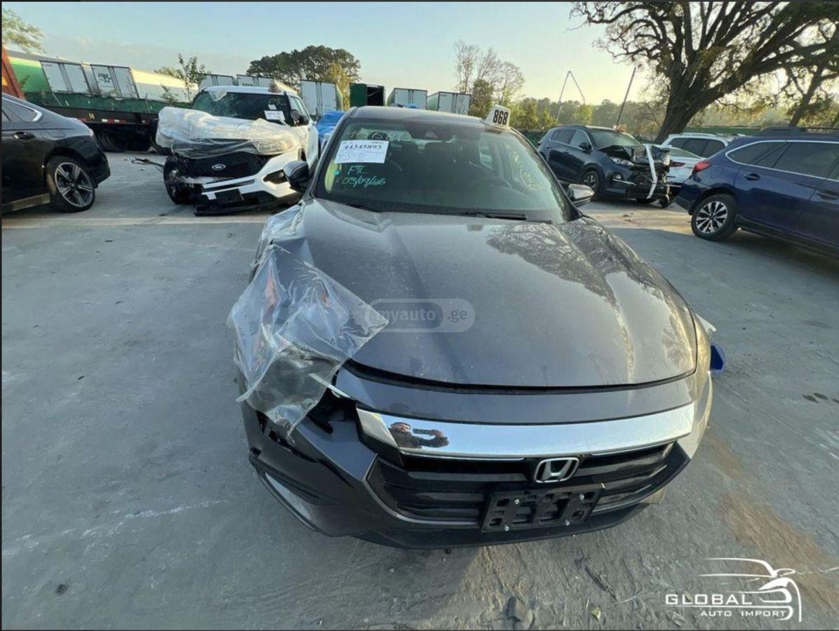 Honda Insight - фото 1