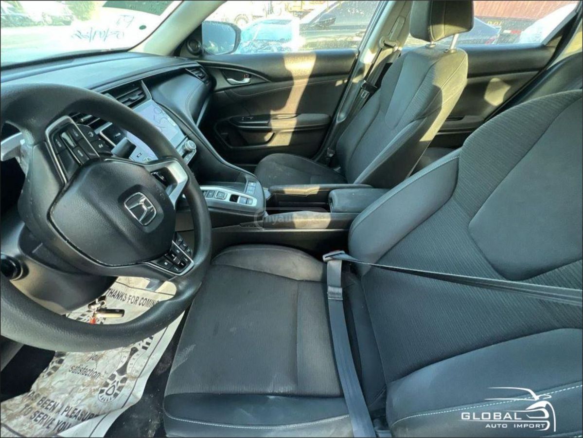 Honda Insight - фото 11