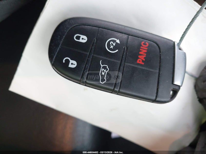 Jeep Grand Cherokee - фото 11