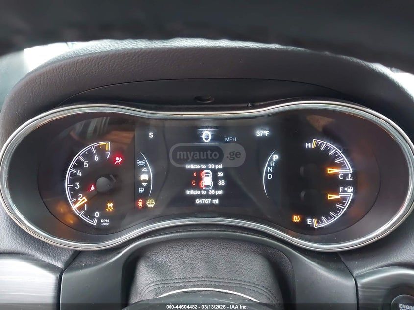 Jeep Grand Cherokee - фото 7