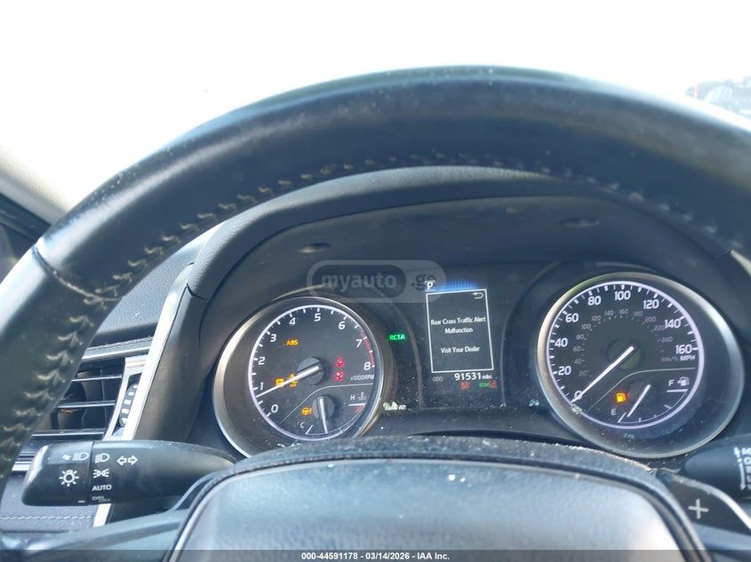 Toyota Camry - фото 7