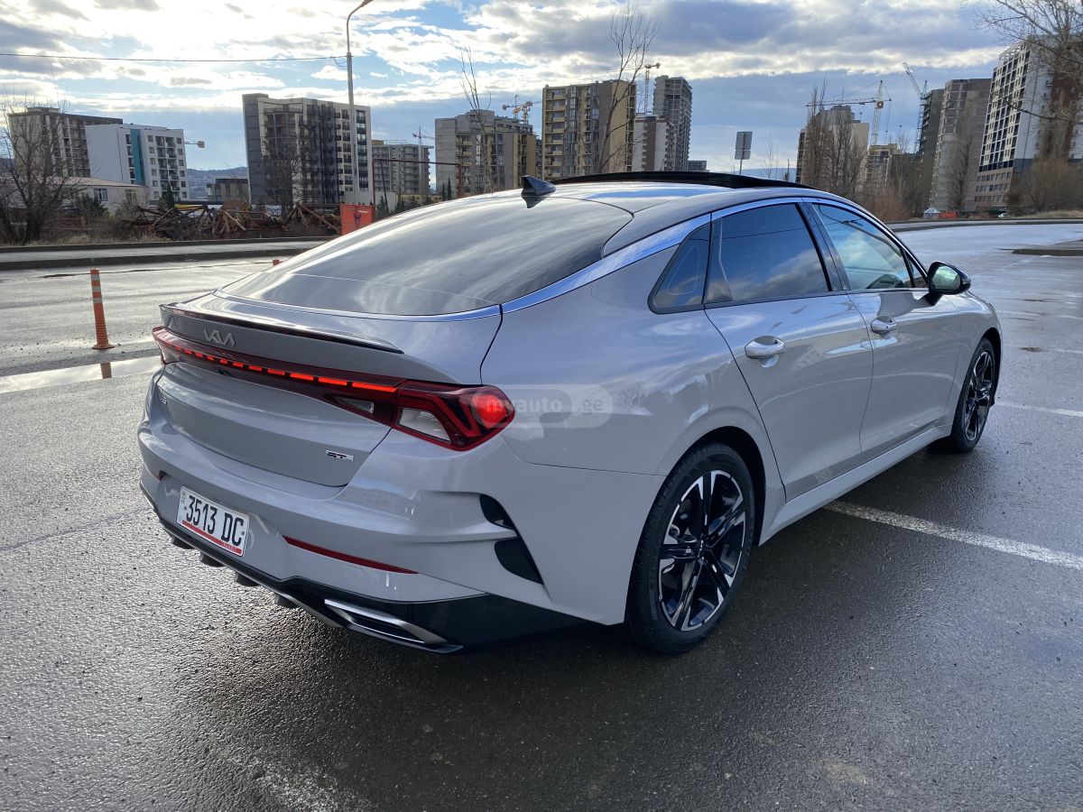 Kia K5 - фото 4