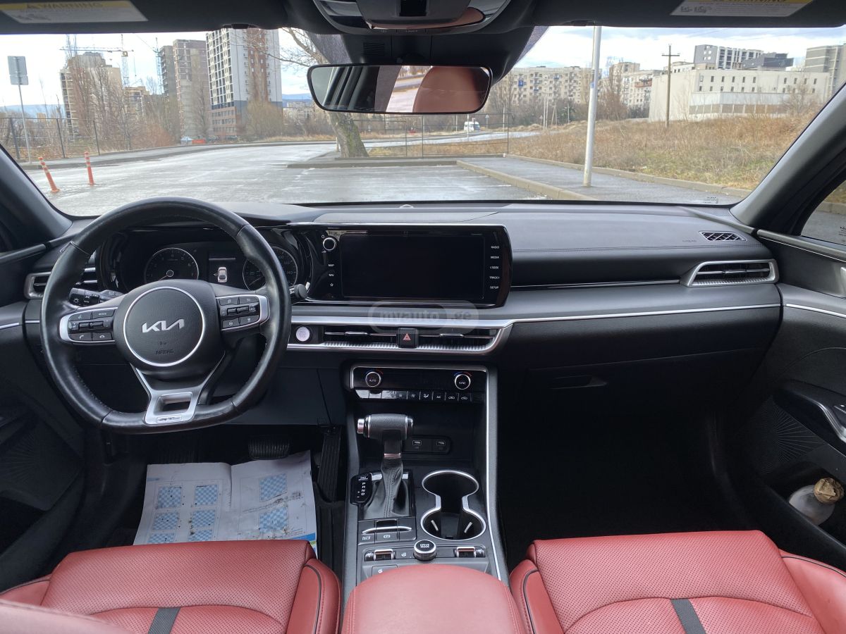 Kia K5 - фото 7