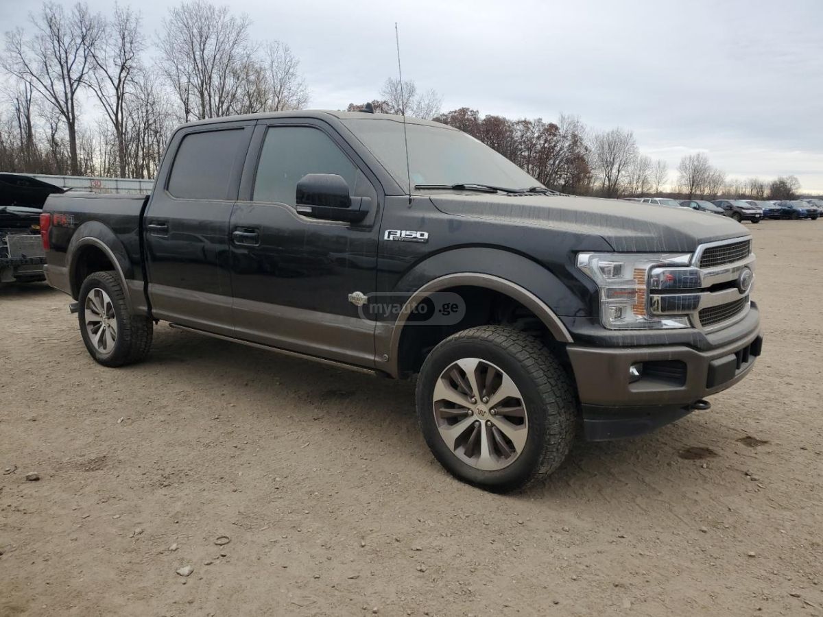 Ford F150 - фото 4