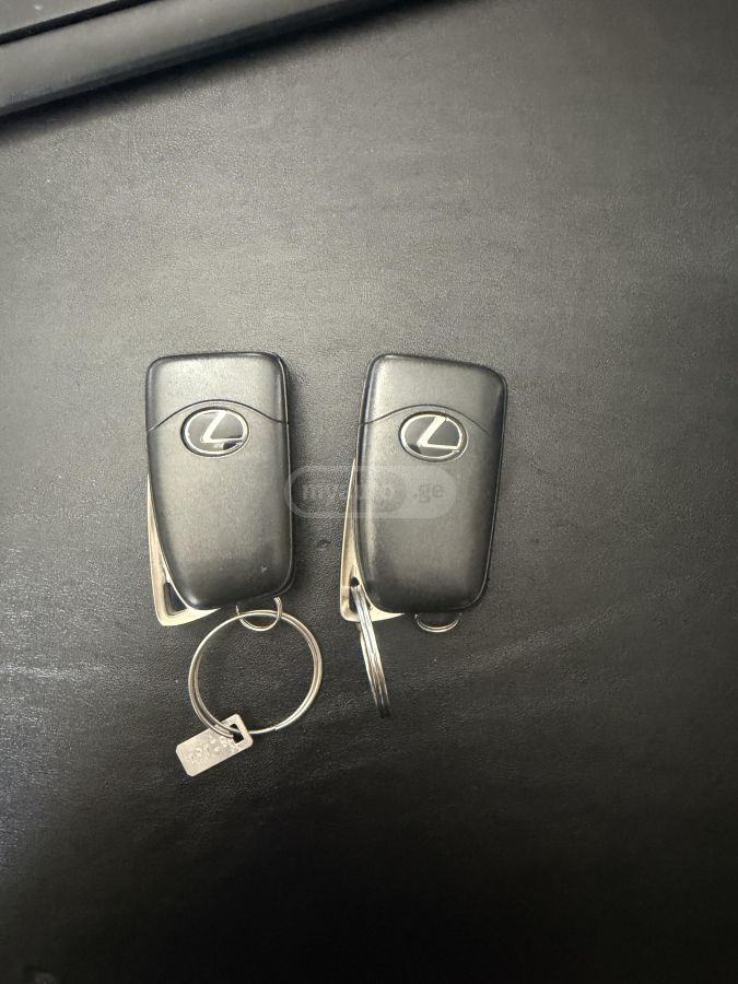 Lexus NX 300 - фото 11