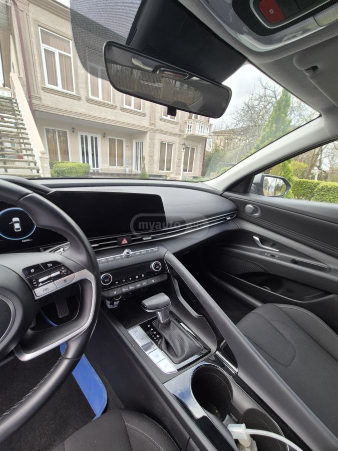 Hyundai SEL 4dr Sedan CVT — миниатюра 8