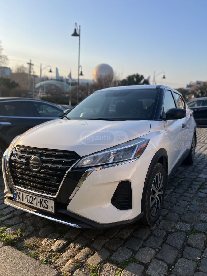 Nissan Kicks - фото 1