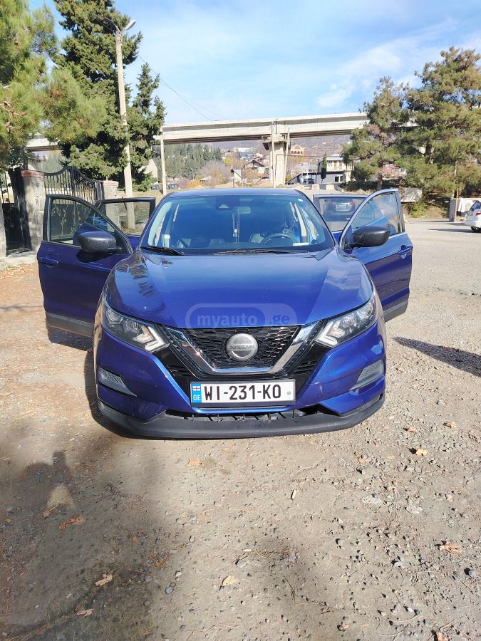 Nissan Rogue - фото 1