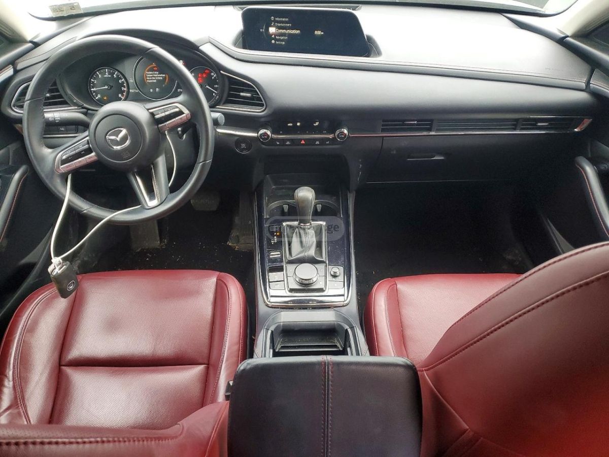 Mazda CX-30 - фото 8