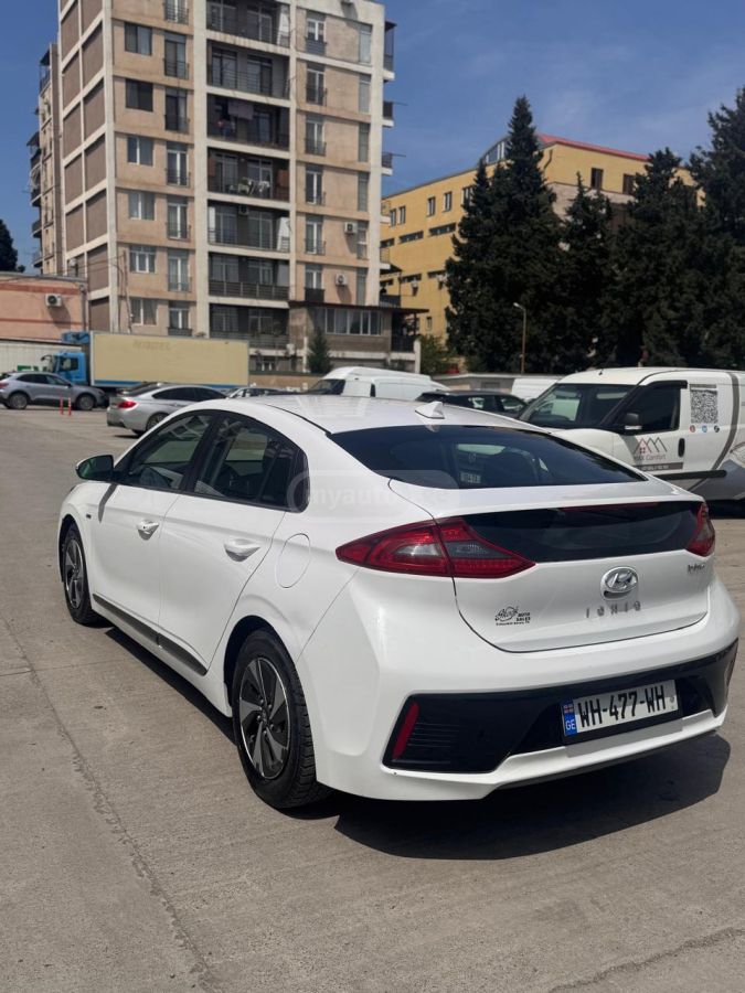 Hyundai Ioniq - фото 5