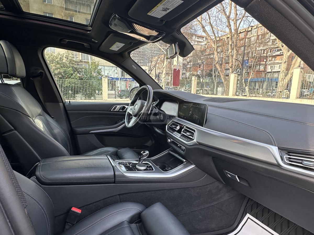 BMW X5 - фото 10
