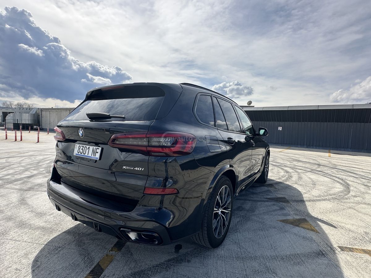 BMW X5 - фото 6
