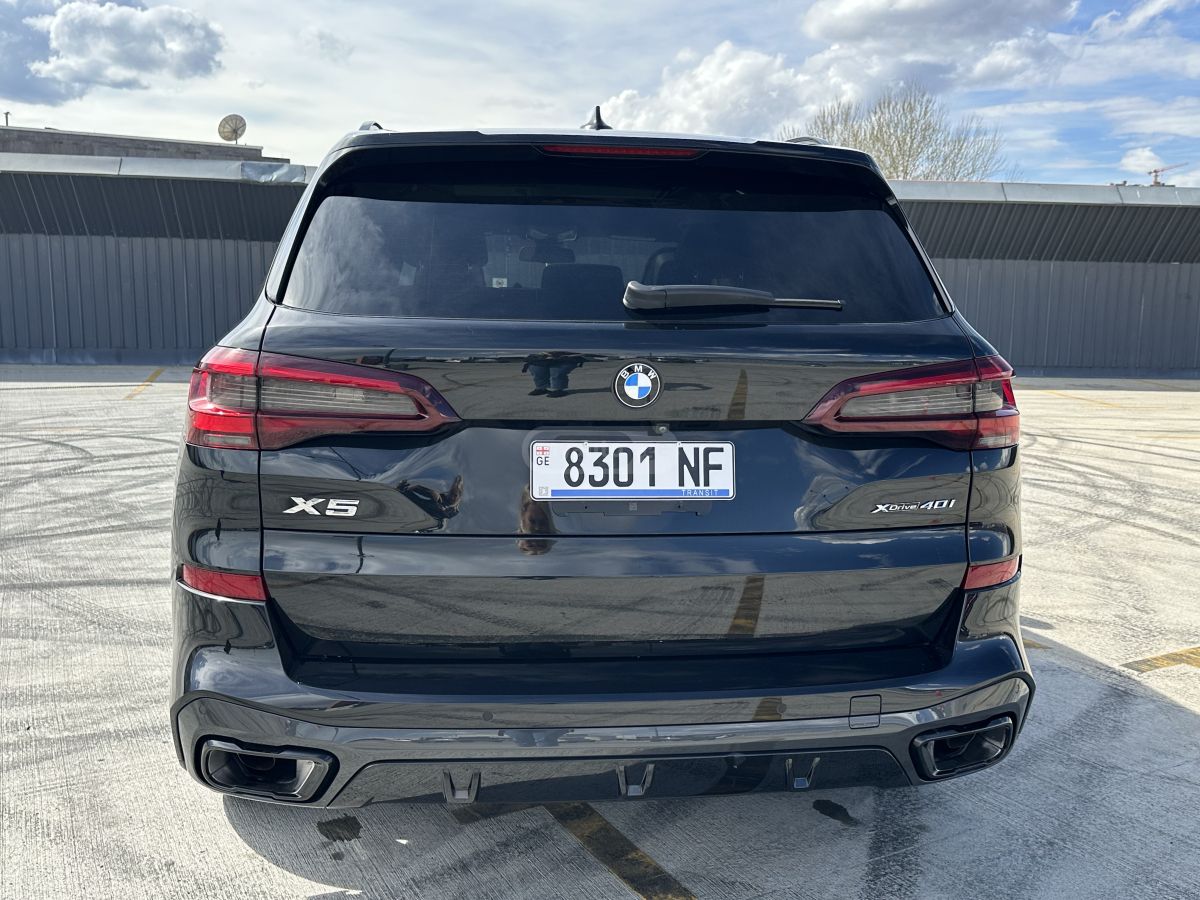 BMW X5 - фото 7