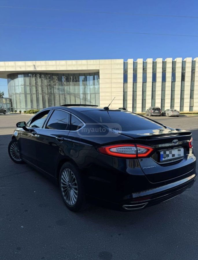 Ford Fusion - фото 4