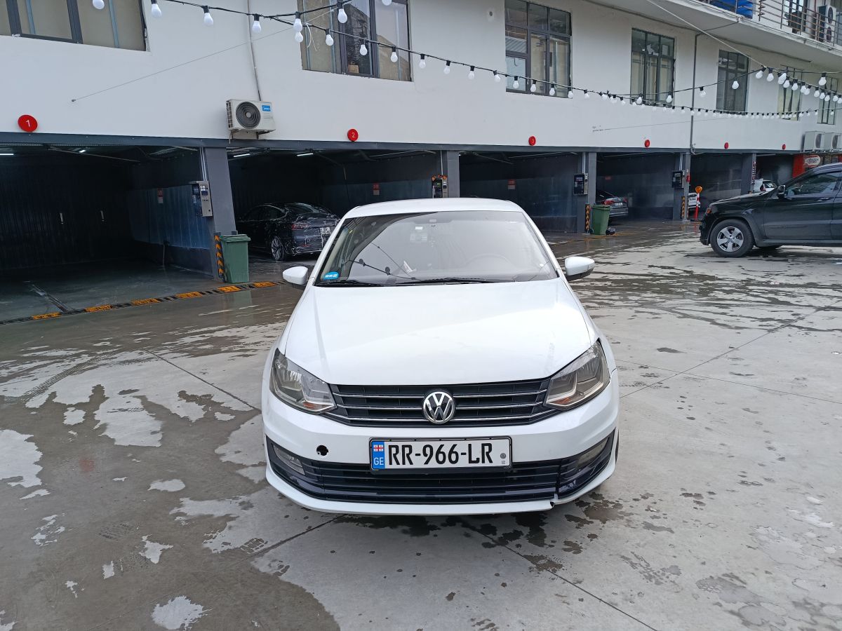 Volkswagen Jetta - фото 2