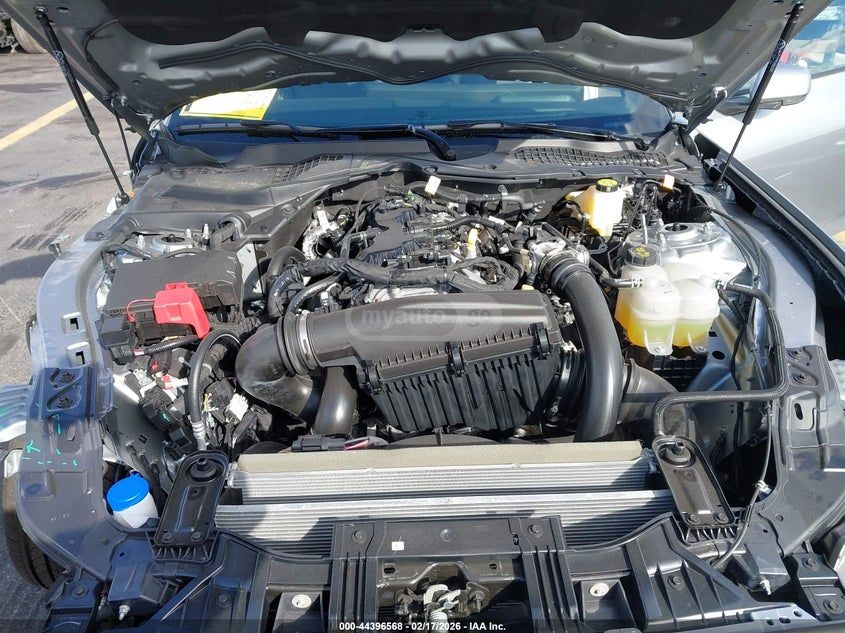 Ford Mustang 2025 — миниатюра 10