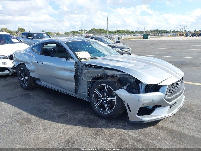 Ford Mustang 2025 — миниатюра 2