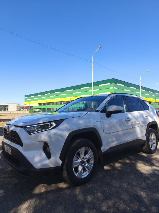 Toyota XLE 4dr All-Wheel Drive Automa — миниатюра 9