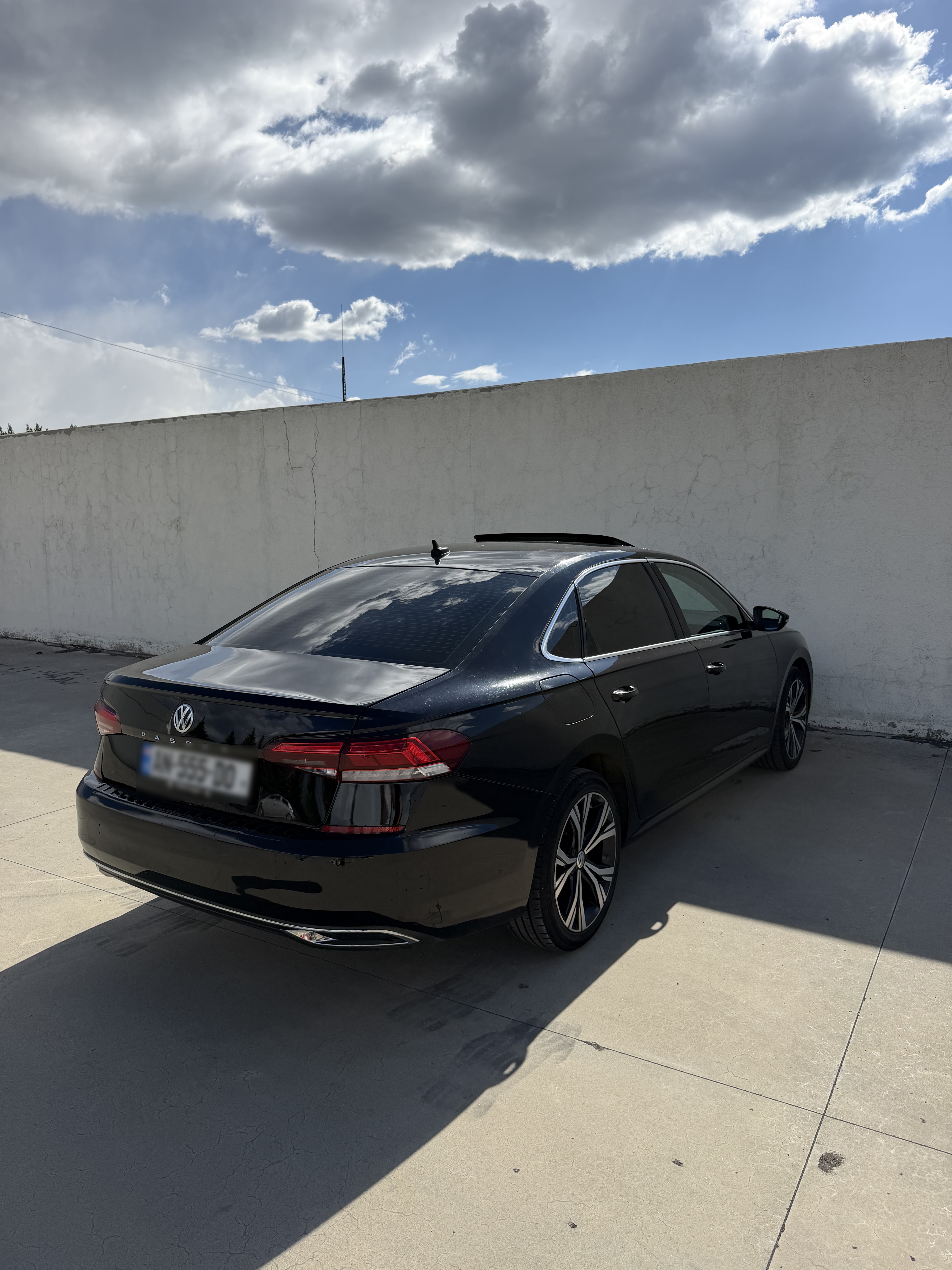 Volkswagen Passat - фото 6
