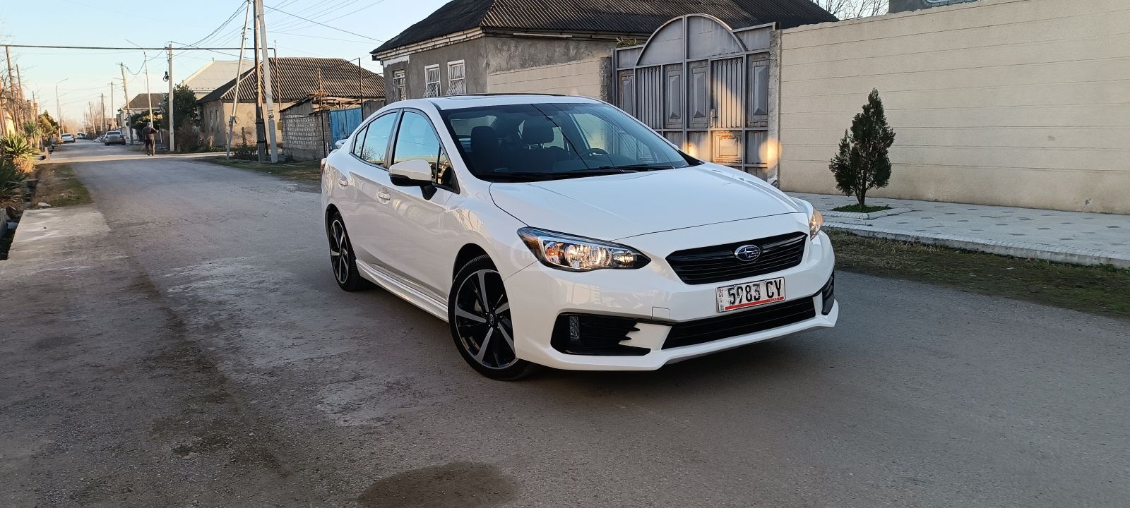 Subaru Sport 4dr All-Wheel Drive Seda — миниатюра 3