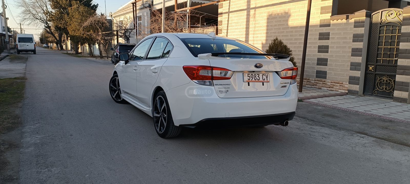 Subaru Sport 4dr All-Wheel Drive Seda — миниатюра 5