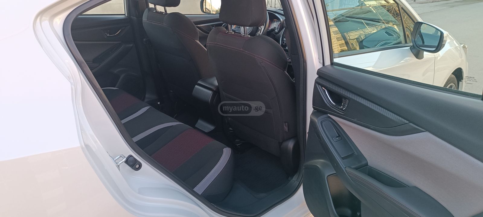 Subaru Sport 4dr All-Wheel Drive Seda — миниатюра 9