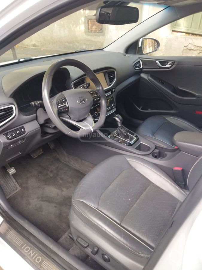 Hyundai Ioniq - фото 6