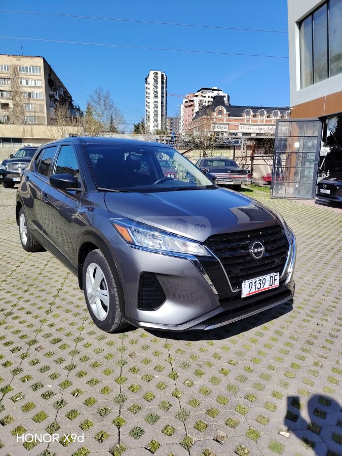 Nissan Kicks - фото 1