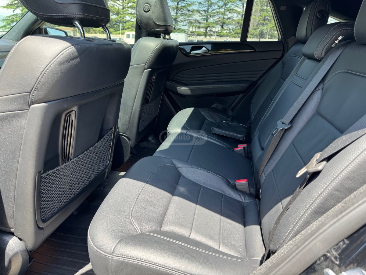 Mercedes-Benz GLE 43 AMG - фото 10