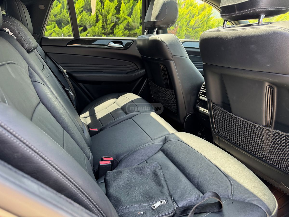 Mercedes-Benz GLE 43 AMG - фото 11