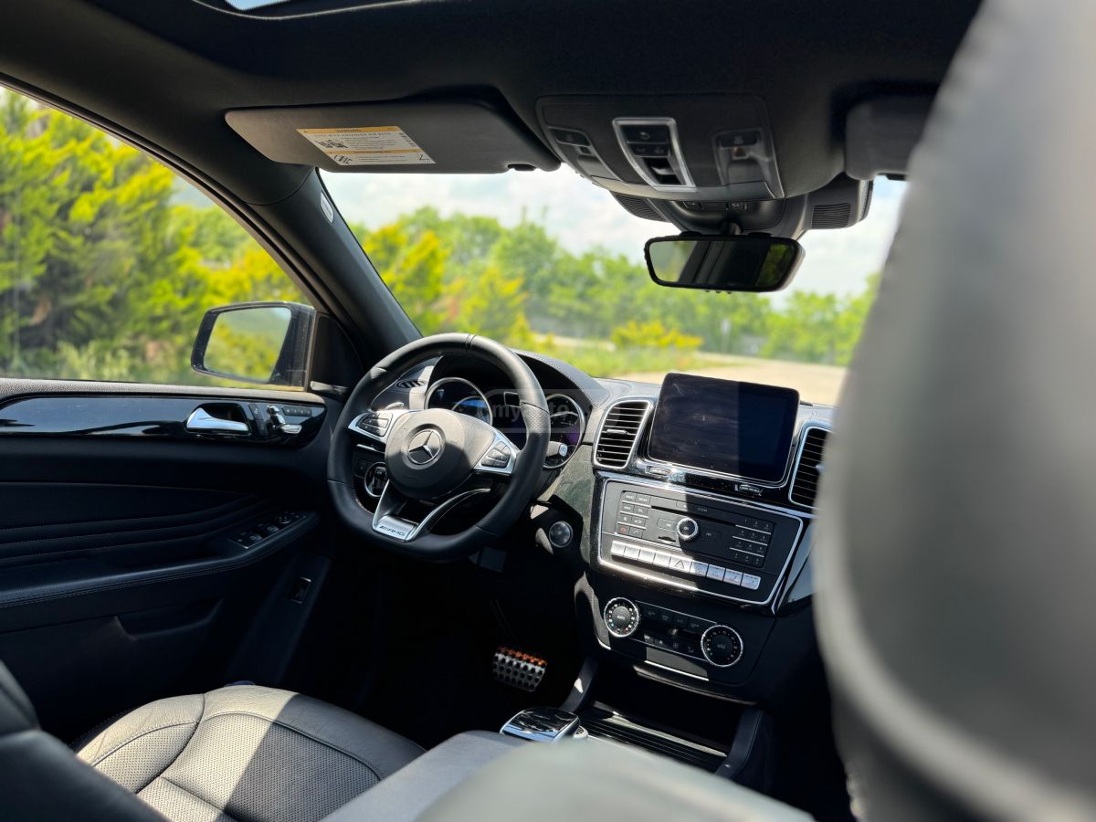 Mercedes-Benz GLE 43 AMG - фото 13