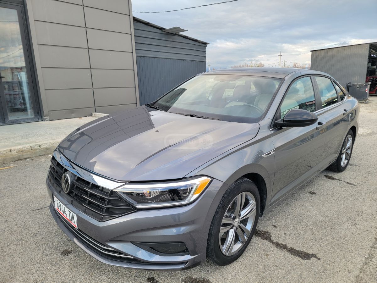 Volkswagen Jetta - фото 2