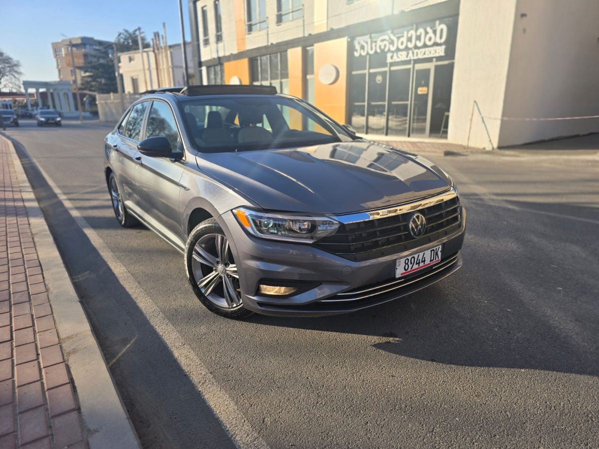 Volkswagen Jetta - фото 4