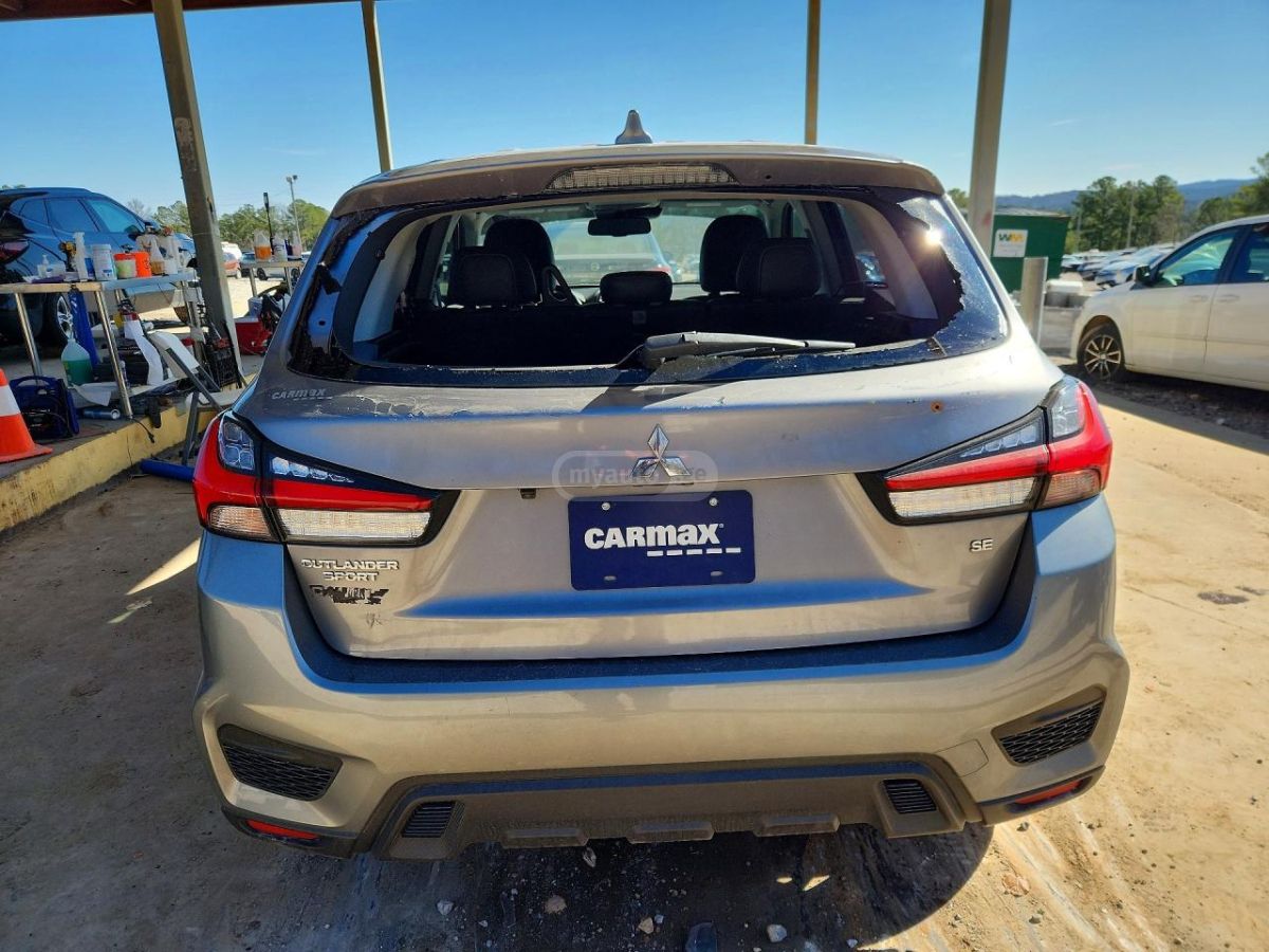 Toyota Outlander 2022 — миниатюра 6