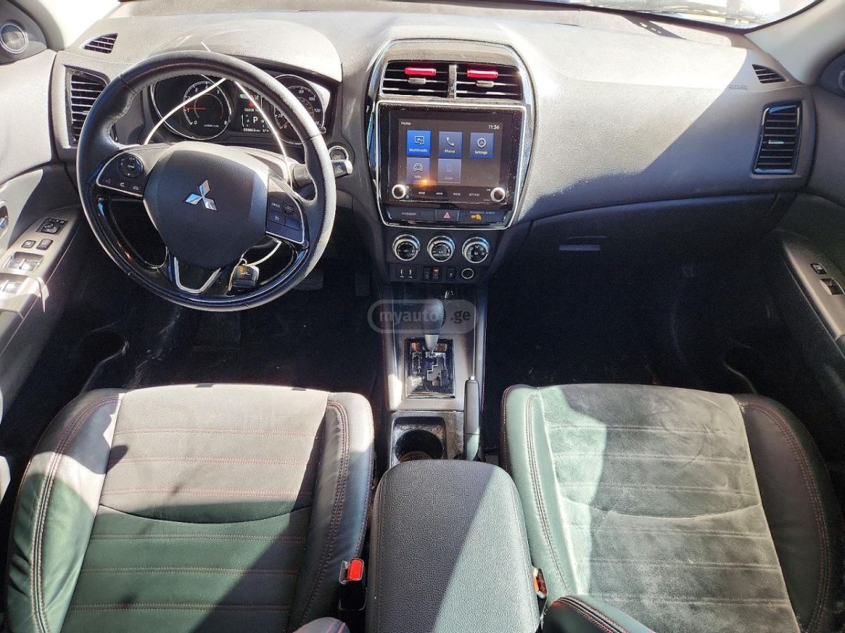 Toyota Outlander 2022 — миниатюра 8