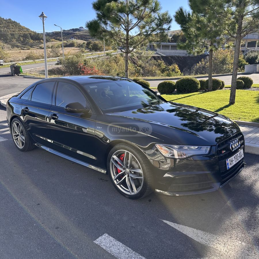 Audi S6 - фото 4