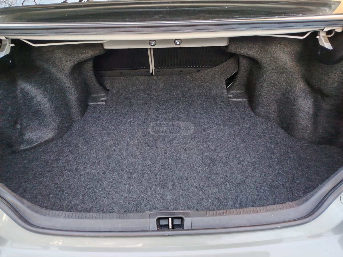 Toyota Camry - фото 10