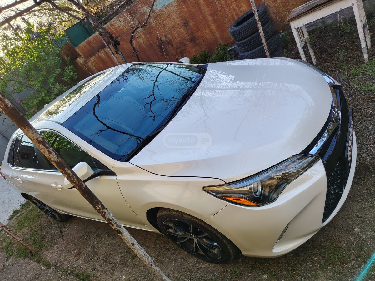 Toyota Camry - фото 3